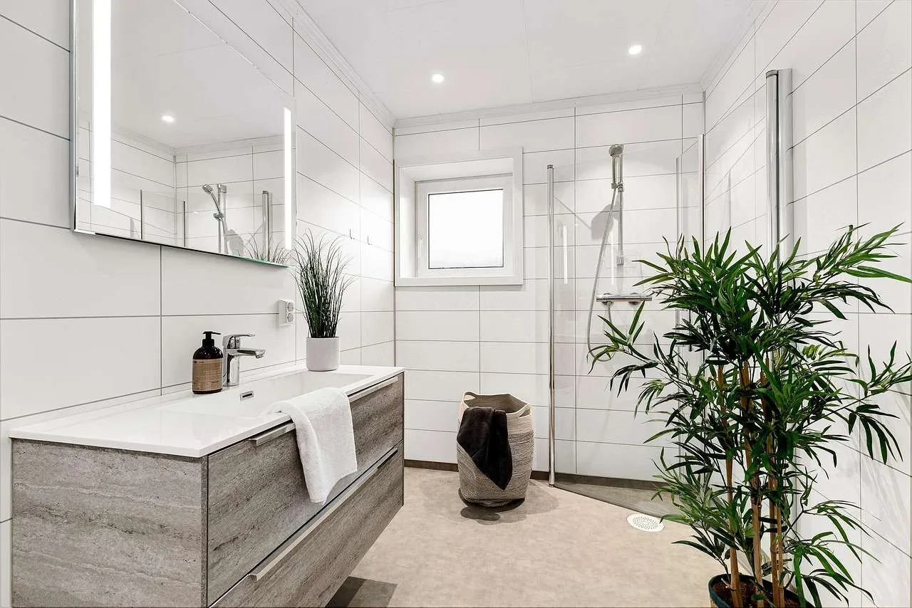 Bathroom Decor Ideas: Stylish and Practical Trends